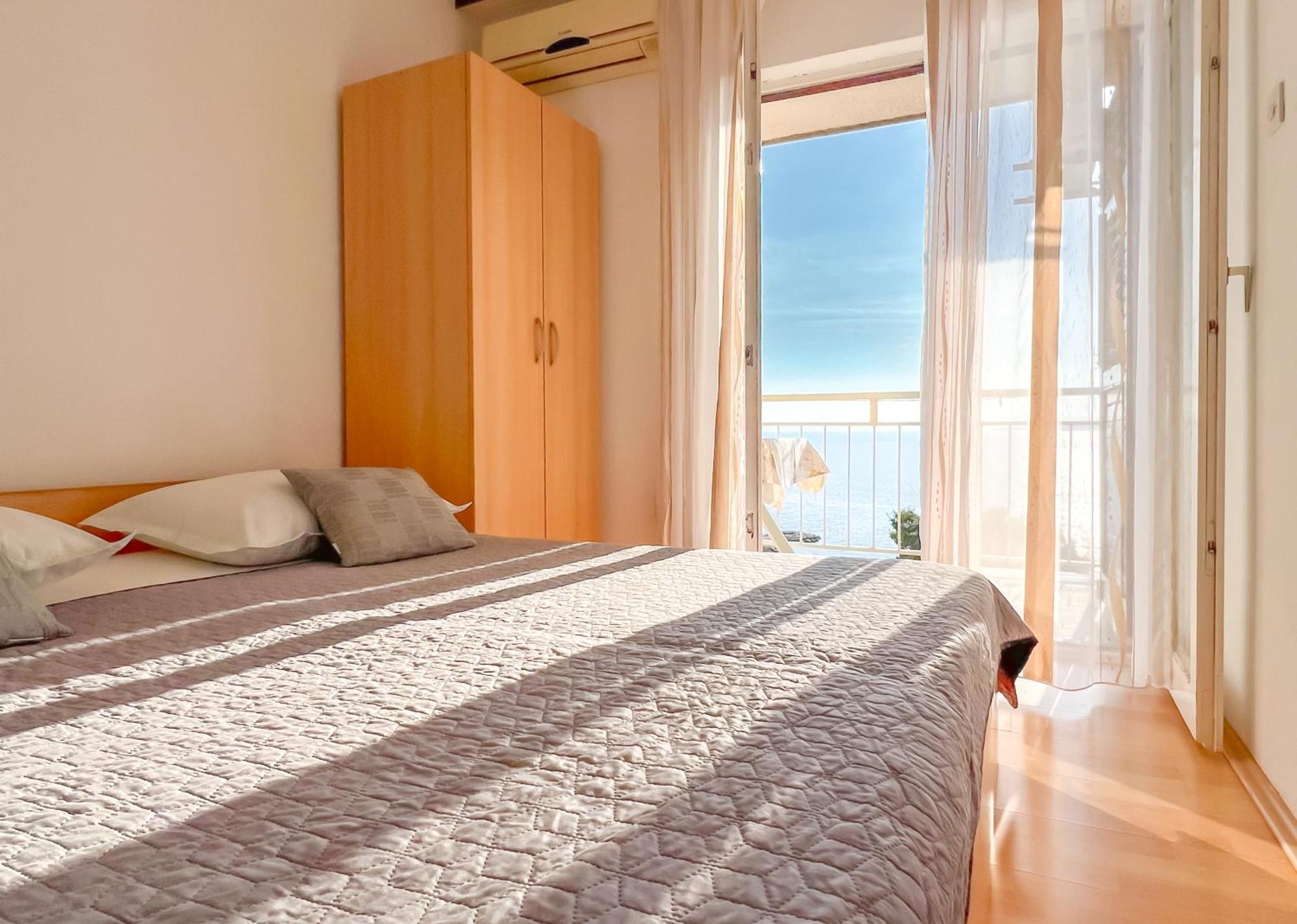 Seaside Apartments And Rooms Baška Voda Esterno foto
