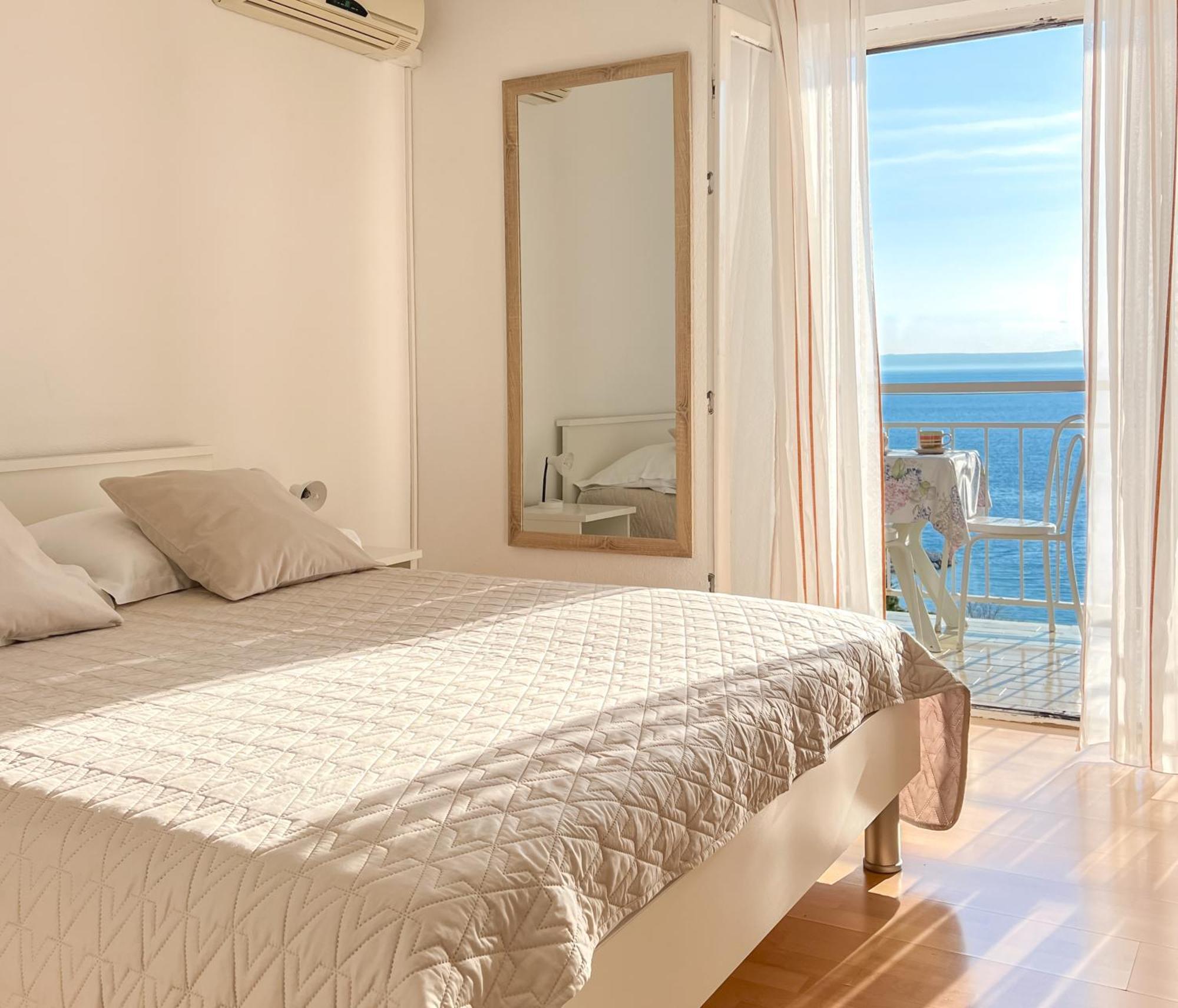 Seaside Apartments And Rooms Baška Voda Esterno foto
