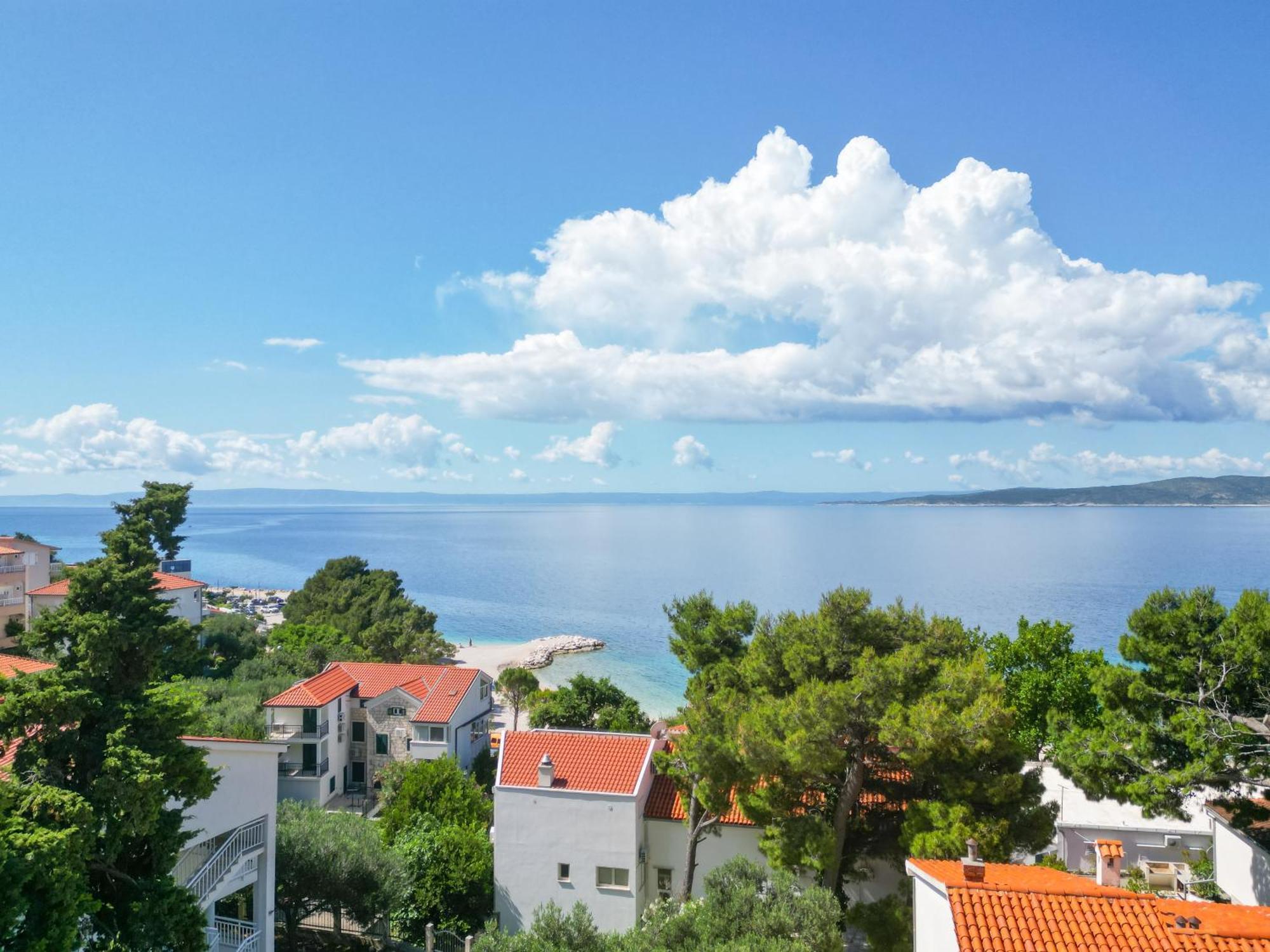 Seaside Apartments And Rooms Baška Voda Esterno foto